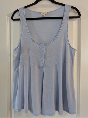 Women’s Light Blue Flowy Sleeveless Top Size Medium